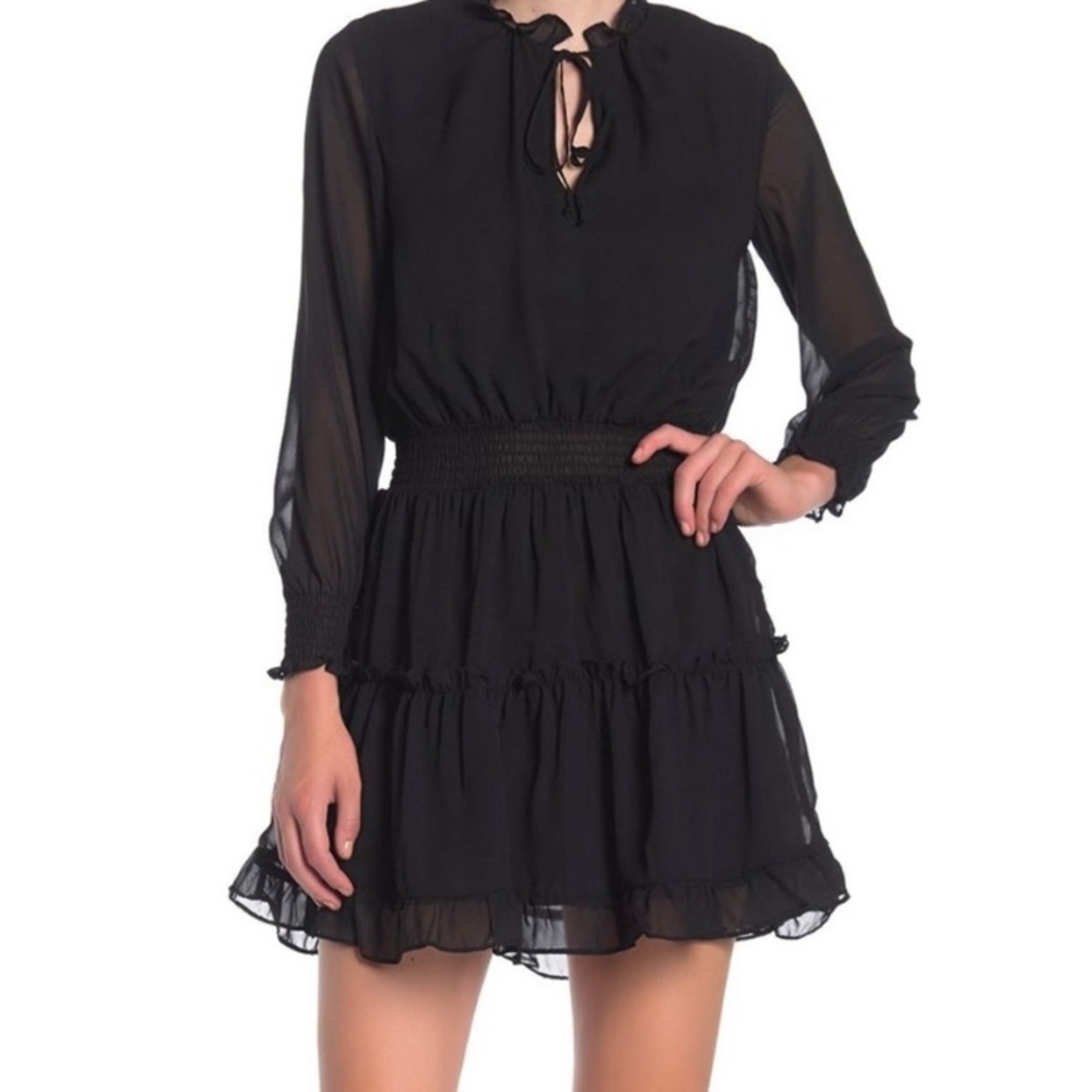 Beautiful black long sleeve dress 🖤